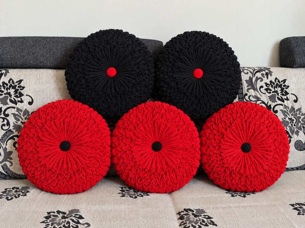 HANDCRAFTED ROUND DECORATIVE CUSION - Set of 5